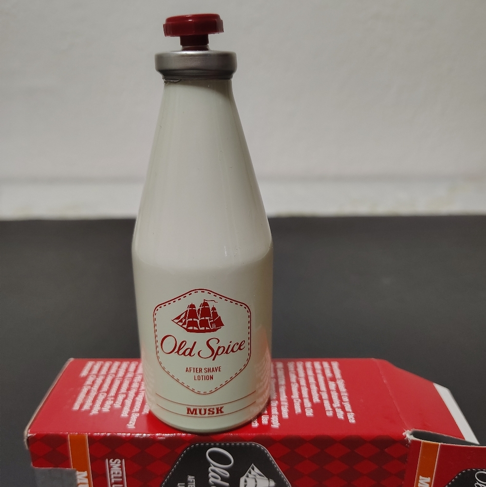 Old Spice After Shave Lotion - MUSK 50 ML Aftershave ( Two pcs) - Picture 6 of 6